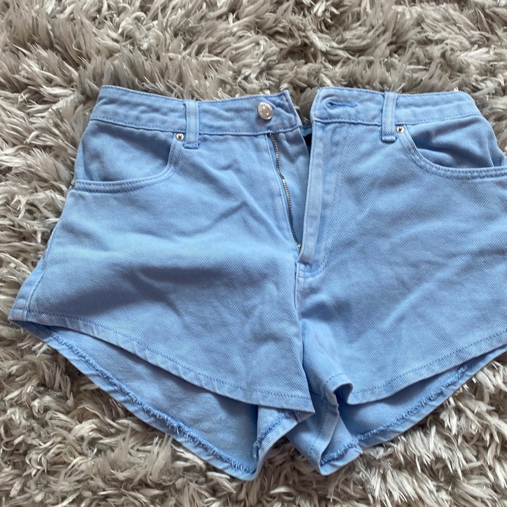 Super blue ripped jeans shorts